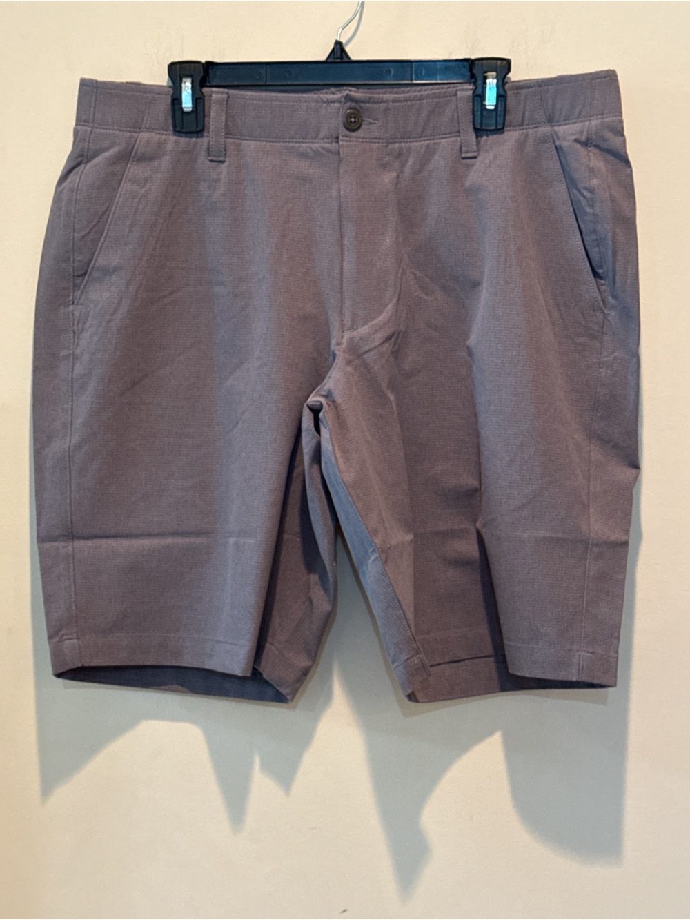 Under Armour Men's Flat-Front Shorts - Gray